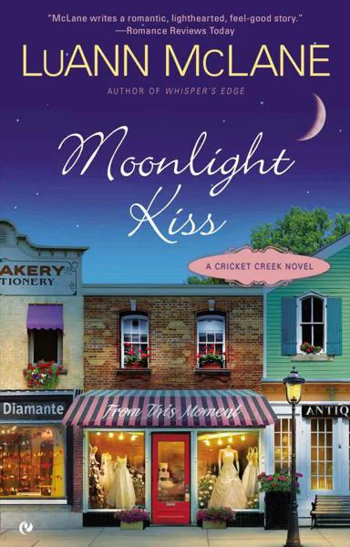 Moonlight Kiss